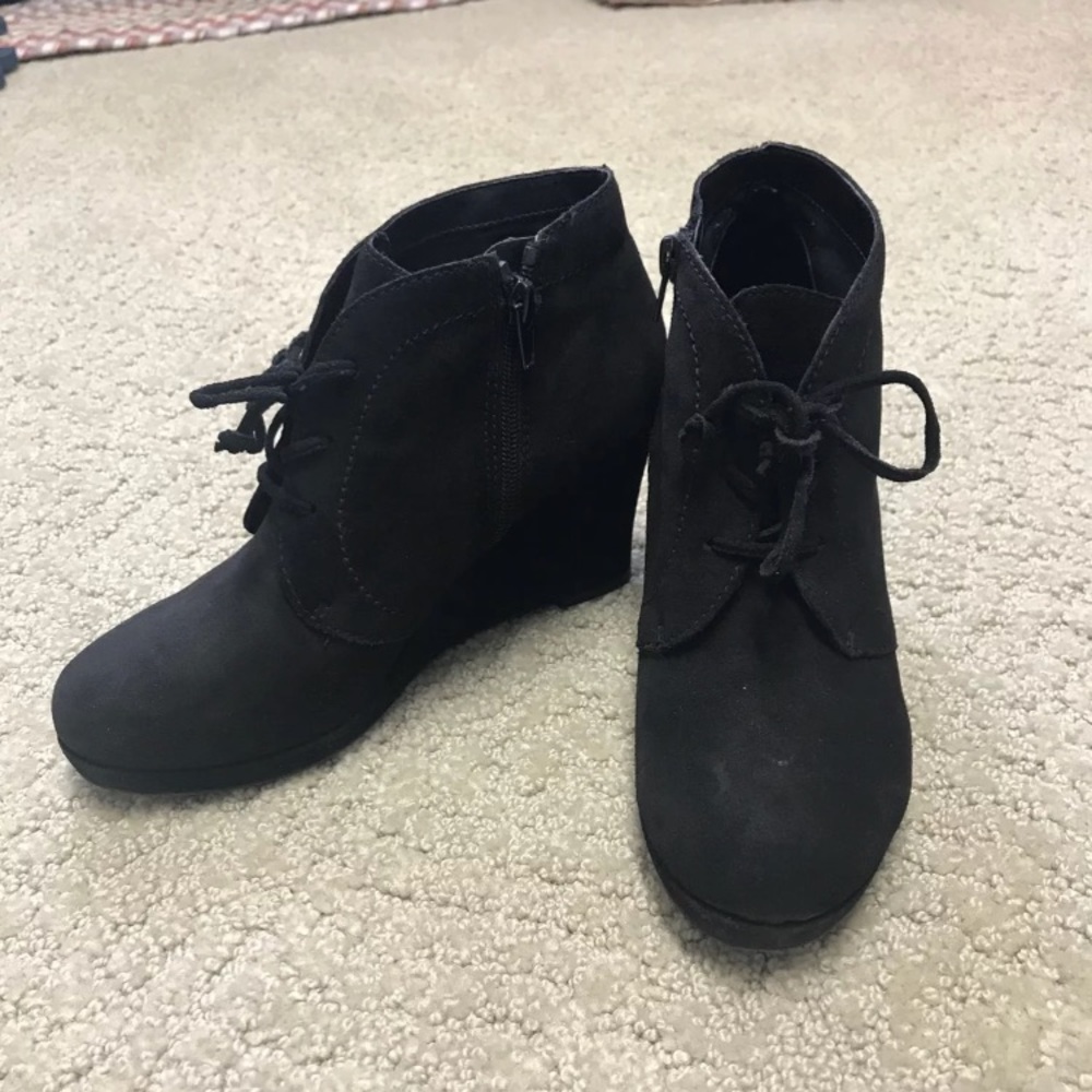 Dolce Vita Booties Size 7